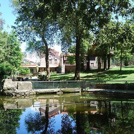 Gasthaus Quinta Padre Lobo Santa Maria da Feira Exterior foto